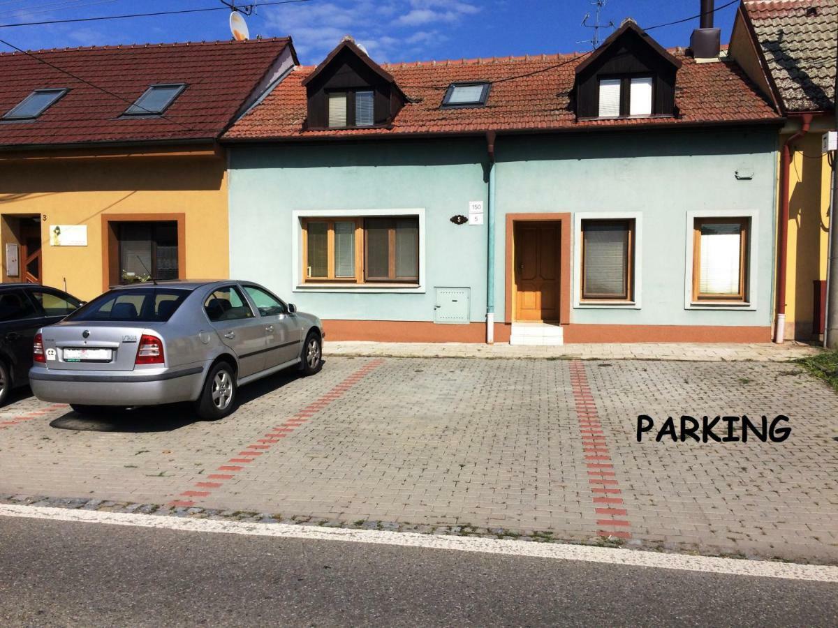 Apartman Mh Бржецлав Экстерьер фото